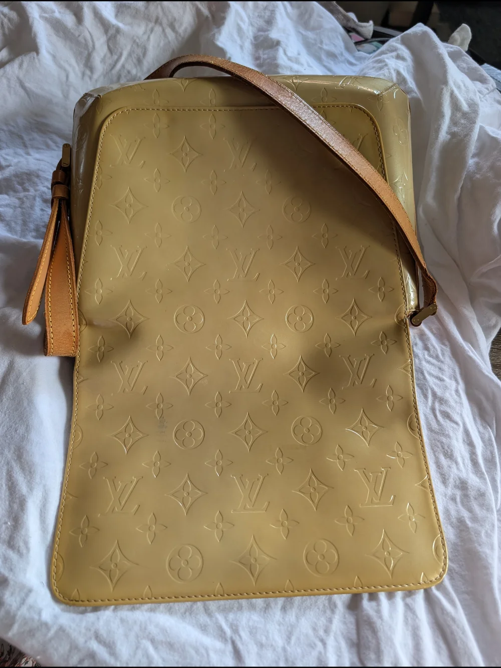 Louis Vuitton Beige Vernis Monogram Crossbody Bag